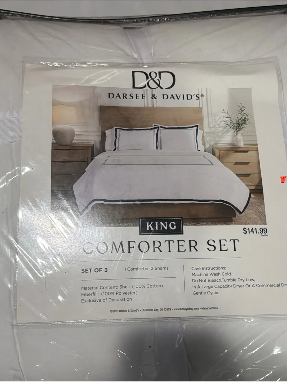 Darsey & David's King Comforter Set in White with Navy Trim